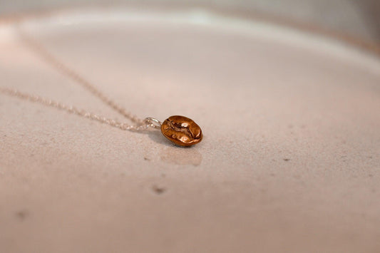 Guatemala Maragogype Red Bronze Coffee Bean Necklace - Sølv Lines